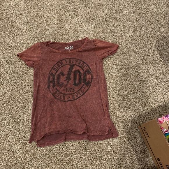 Bleach washed looking T-shirt - Picture 2 of 3